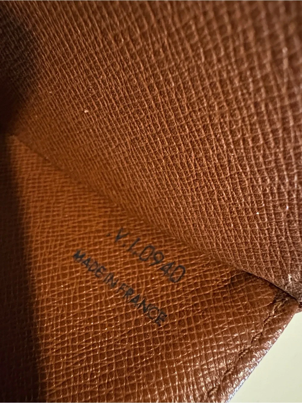 Louis Vuitton Marne Brown
Monogram Crossbody Bag - Picture 11 of 16